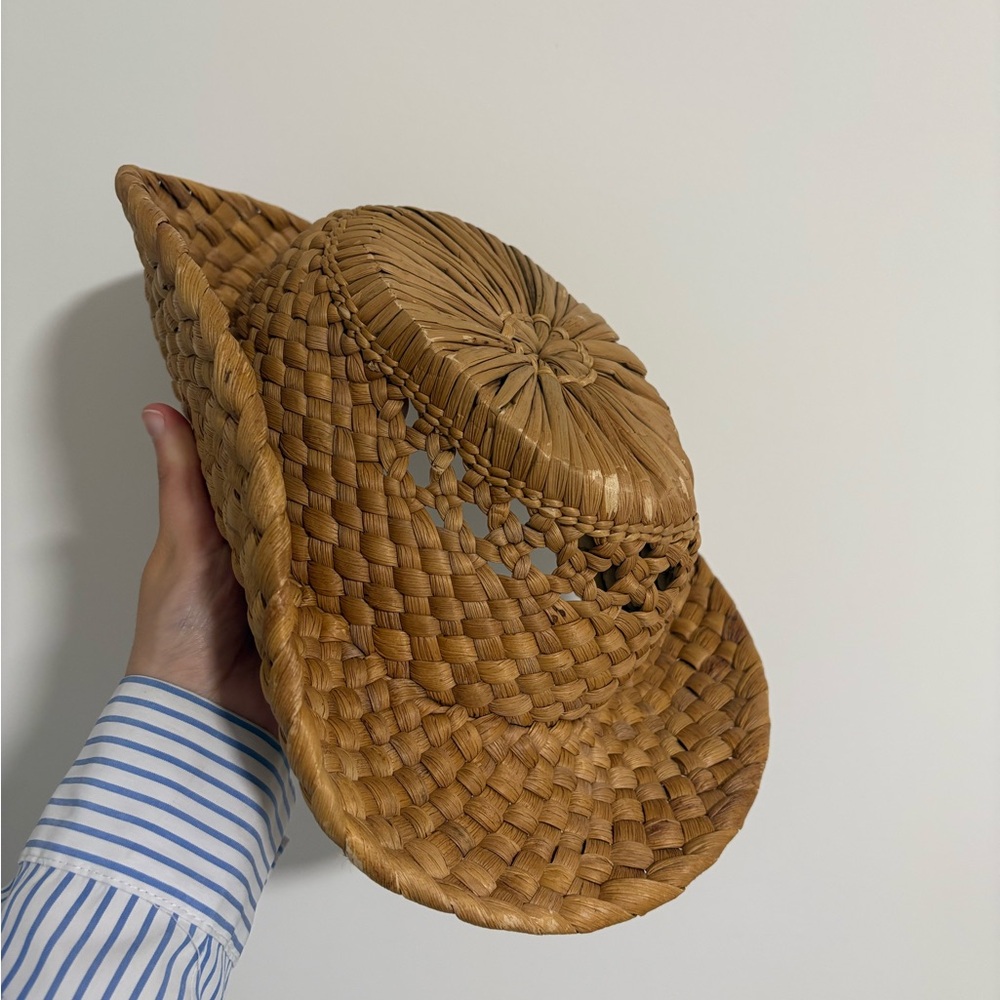 Handmade‎ Tan Woven Straw Hat - Picture 2 of 7